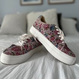 Betsey Johnson Sydney Floral rhinestone platform sneaker, women’s size 9.